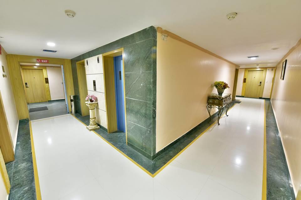 The Senator Hotel 콜카타 외부 사진